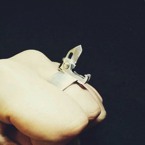 multifunctional self-defense ring outdoor survival ring fight ring knife finger tiger 0nnu, Silver
multifunctional self-defense ring outdoor survival ring fight ring knife finger tiger 0nnu, Silver