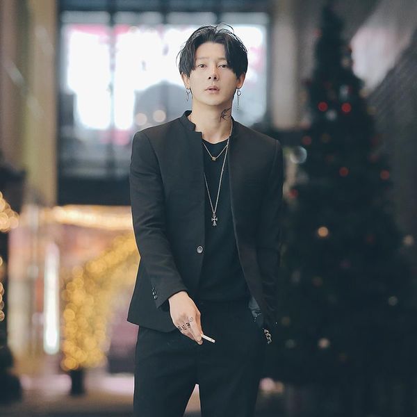 men's suits & blazers 2021 autumn and winter -blooded suit youth self-cultivation stand-up collar chinese tunic social trend, White;black
men's suits & blazers 2021 autumn and winter -blooded suit youth self-cultivation stand-up collar chinese tunic social trend, White;black