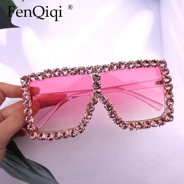 2021 new european and american personality fashion diamond frame cool sunglasses women, White;black
2021 new european and american personality fashion diamond frame cool sunglasses women, White;black