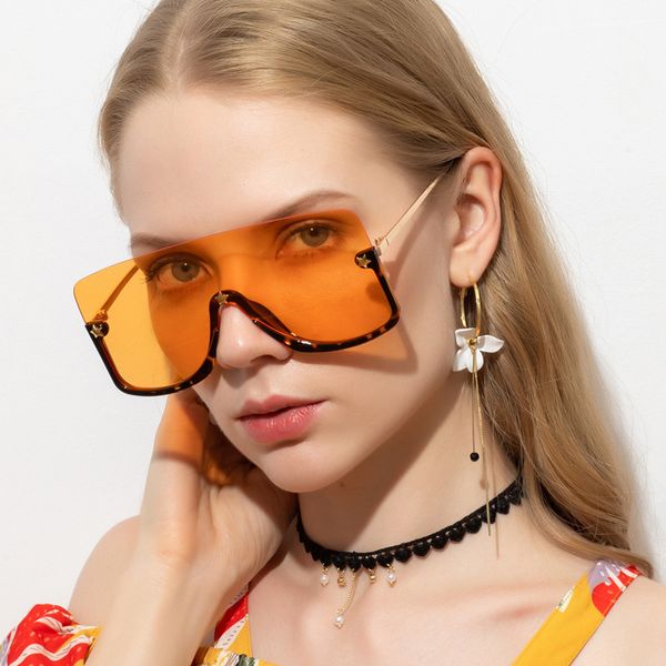 women's sunglasses big fram glasses 2020 new fashion for party exaggerated sunglasses dazzle color sunglasses ladies street p fashion, White;black
women's sunglasses big fram glasses 2020 new fashion for party exaggerated sunglasses dazzle color sunglasses ladies street p fashion, White;black