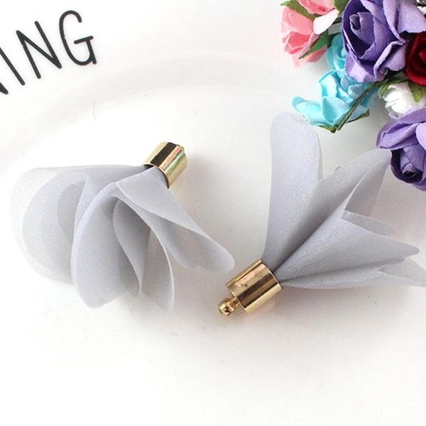10 шт. multicolor mini цветы киссы бахромы красный черный белый серый diy аксессуары серьги серьги ожерелья ювелирные изделия выводы подвеск
10 шт. multicolor mini цветы киссы бахромы красный черный белый серый diy аксессуары серьги серьги ожерелья ювелирные изделия выводы подвеск