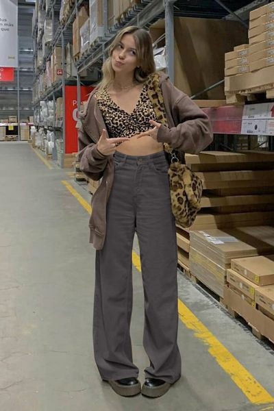 2021 new womens indie streetwear corduroy vintage teenager skater girl style baggy pants fashion high waist trousers 3sn5, Black;white
2021 new womens indie streetwear corduroy vintage teenager skater girl style baggy pants fashion high waist trousers 3sn5, Black;white