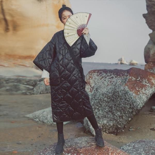 dark black winter japanese kimono bandage robe loose long cotton padded jacket winter warm long coat lm80, Black;white
dark black winter japanese kimono bandage robe loose long cotton padded jacket winter warm long coat lm80, Black;white