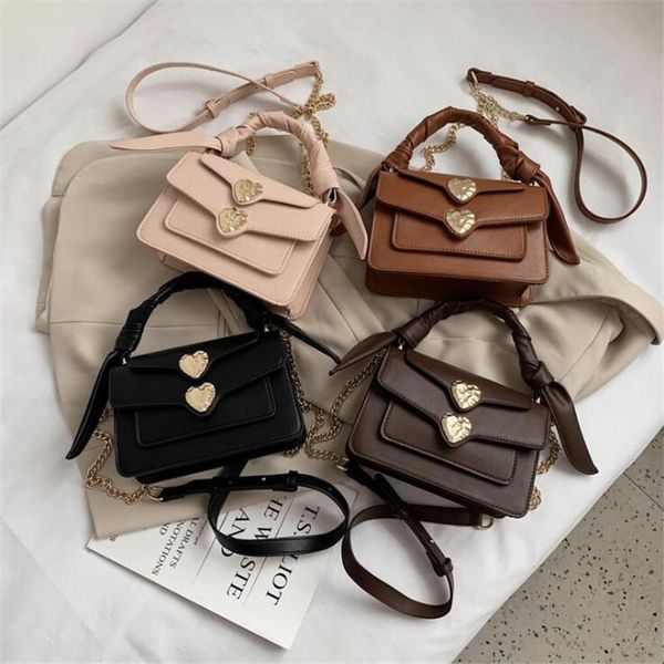 2020 new fashion ins female bag wild shoulder bag simple small square retro messenger fashion handbag
2020 new fashion ins female bag wild shoulder bag simple small square retro messenger fashion handbag