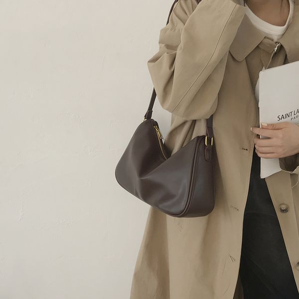 bag girl 2020 new fashion net red small square bag design versatile simple one shoulder messenger bag c1114
bag girl 2020 new fashion net red small square bag design versatile simple one shoulder messenger bag c1114
