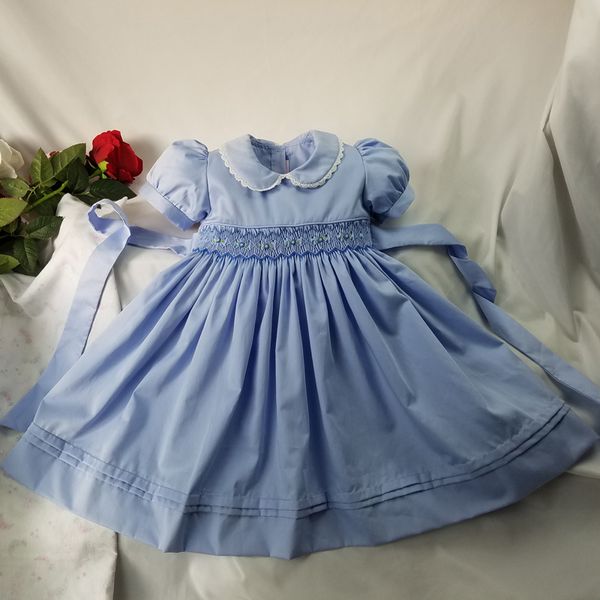 girls dresses spring 2020 girl smocked princess dress summer kids girl white green red solid color vintage elegant dress party t200709, Red;yellow
girls dresses spring 2020 girl smocked princess dress summer kids girl white green red solid color vintage elegant dress party t200709, Red;yellow