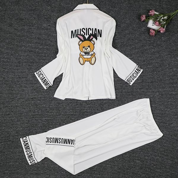 autumn cartoon pajamas women satin night suits sleep sleepwear silk night wear women set pijama kawaii luxury pajama 201106, Black;red
autumn cartoon pajamas women satin night suits sleep sleepwear silk night wear women set pijama kawaii luxury pajama 201106, Black;red