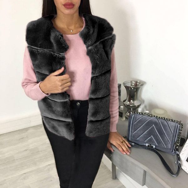 new fashion faux women winter sleeveless o-neck coat women's jacket fur vest for ladies
new fashion faux women winter sleeveless o-neck coat women's jacket fur vest for ladies