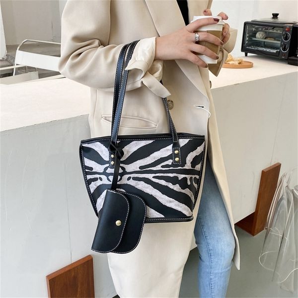 largecapacity pu leather zebra pattern women's handbag coin purse handbag shopping single shoulder bag with small wallet
largecapacity pu leather zebra pattern women's handbag coin purse handbag shopping single shoulder bag with small wallet