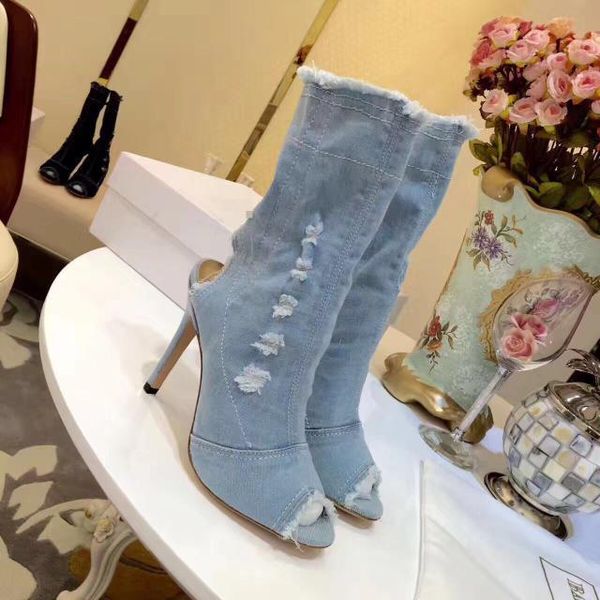 2020 весенняя мода женщины высокий каблук скольжения на женский пинетки denim peep toe середины икры сапоги mujer уникальный дизайн платья о, Black
2020 весенняя мода женщины высокий каблук скольжения на женский пинетки denim peep toe середины икры сапоги mujer уникальный дизайн платья о, Black