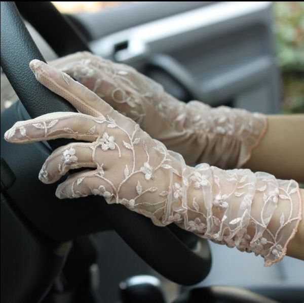 women' spring and summer driving gloves summer sunscreen medium long gloves lady' slip-proof lace glove r375 201021, Blue;gray
women' spring and summer driving gloves summer sunscreen medium long gloves lady' slip-proof lace glove r375 201021, Blue;gray