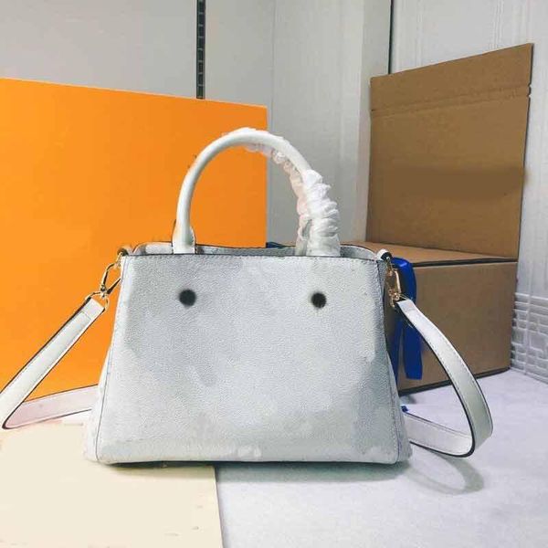 m41055 made in real leather clutch purse handbag bag woman bag shoulder bag serial number insid 02
m41055 made in real leather clutch purse handbag bag woman bag shoulder bag serial number insid 02