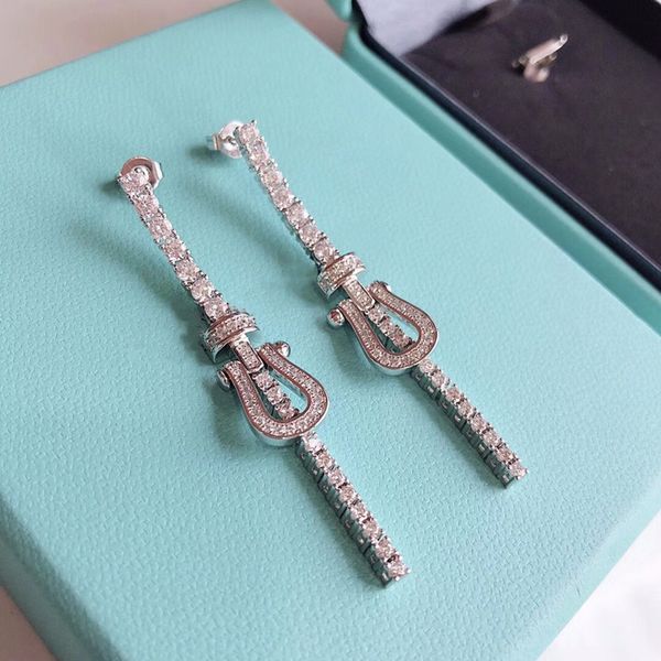 classic horseshoe buckle tassel row diamond design earrings imported asian gold material with sterling silver pin earrings ing, Red;brown
classic horseshoe buckle tassel row diamond design earrings imported asian gold material with sterling silver pin earrings ing, Red;brown