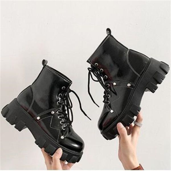 autumn 2021 new leather chunky fashionable rent up women's shoes thick black soles boots g39l
autumn 2021 new leather chunky fashionable rent up women's shoes thick black soles boots g39l