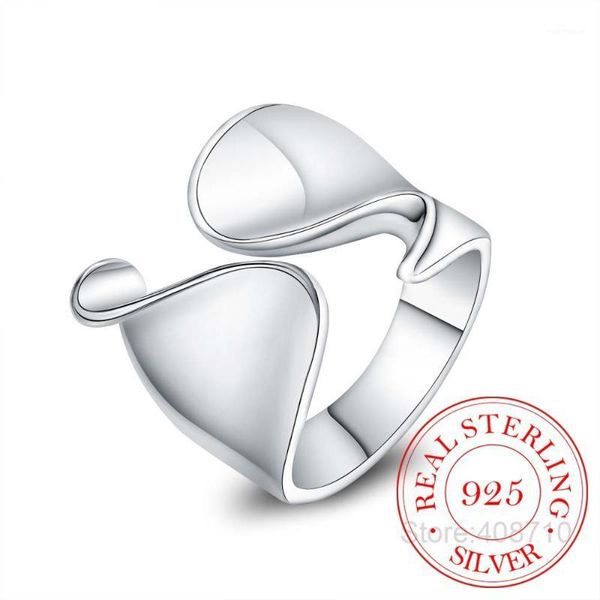 cluster rings 2021 925 sterling silver unique design smooth ring for women fine jewelry beautiful finger open party birthday gift1, Golden;silver
cluster rings 2021 925 sterling silver unique design smooth ring for women fine jewelry beautiful finger open party birthday gift1, Golden;silver