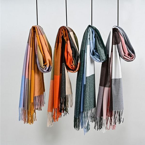 2020 winter fashion triangle check cashmere scarf women check blanket scarf women shawl scarf wholesale promotion, Blue;gray
2020 winter fashion triangle check cashmere scarf women check blanket scarf women shawl scarf wholesale promotion, Blue;gray