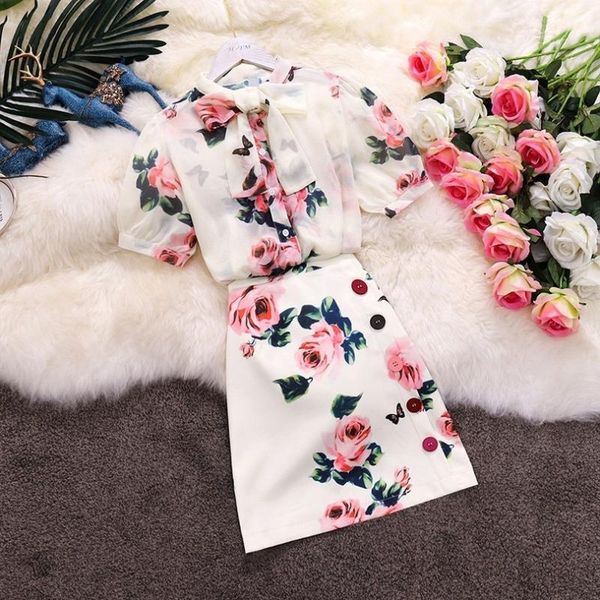 female vintage flower printed o-neck lantern sleeve chiffon shirt + high waist a-line skirt two piece set, Gray
female vintage flower printed o-neck lantern sleeve chiffon shirt + high waist a-line skirt two piece set, Gray