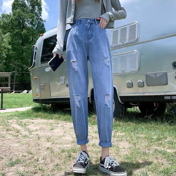 autumn new 2020 casual loose harem pants high waist straight tube women's jeans, Blue
autumn new 2020 casual loose harem pants high waist straight tube women's jeans, Blue