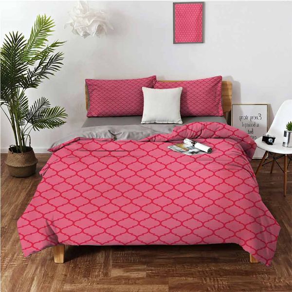 quatrefoil pattern gothic renaissance era ancient antique design traditional motifbedding 3-piece set
quatrefoil pattern gothic renaissance era ancient antique design traditional motifbedding 3-piece set