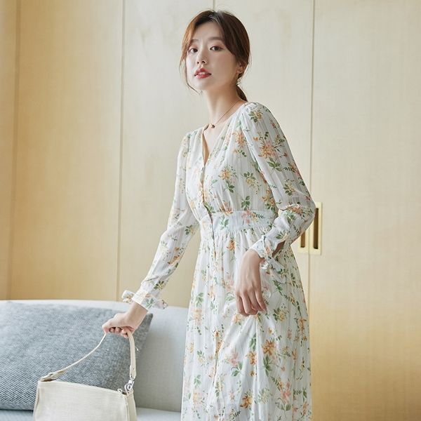 zw1af 2020 long new temperament v-neck long sleeve and knee fairy show thin chiffon spring floral dress women's dress cr5c2, Black;gray
zw1af 2020 long new temperament v-neck long sleeve and knee fairy show thin chiffon spring floral dress women's dress cr5c2, Black;gray