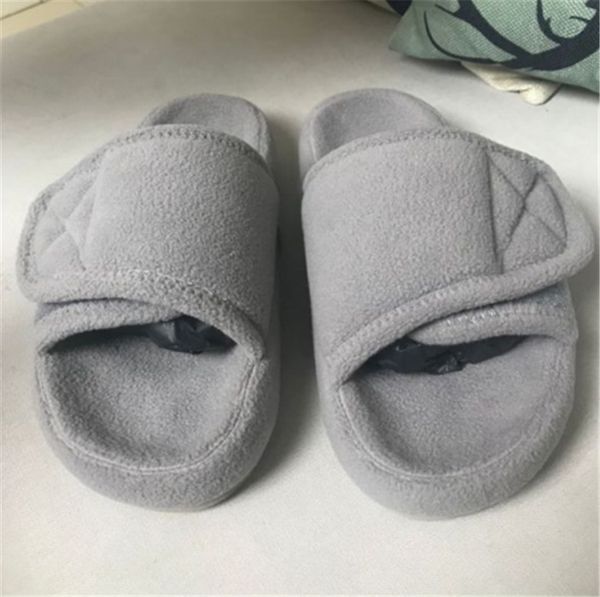 kanye mens sandals shoes foam runner black white red west slide bone resin desert sand earth brown man womens slippers 2#
kanye mens sandals shoes foam runner black white red west slide bone resin desert sand earth brown man womens slippers 2#