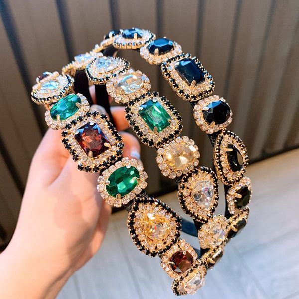2021 style retro baroque full diamond hair cave water diamond headband super flash color diamond pressure headband
2021 style retro baroque full diamond hair cave water diamond headband super flash color diamond pressure headband