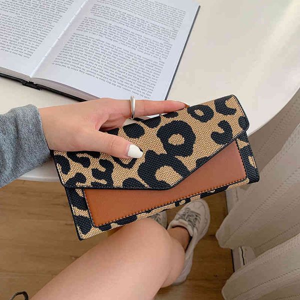 2022 factory wholesale wanghong women's long fashion zero wallet student retro short wallet, Red;black
2022 factory wholesale wanghong women's long fashion zero wallet student retro short wallet, Red;black