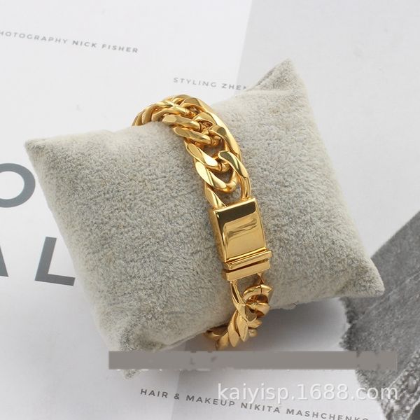 двойной тканая нержавеющая оправа браслет браслет braceletsteel шесть сторона цепи полированный золотодобывающих моды мужской квадратный раз, Golden;silver
двойной тканая нержавеющая оправа браслет браслет braceletsteel шесть сторона цепи полированный золотодобывающих моды мужской квадратный раз, Golden;silver