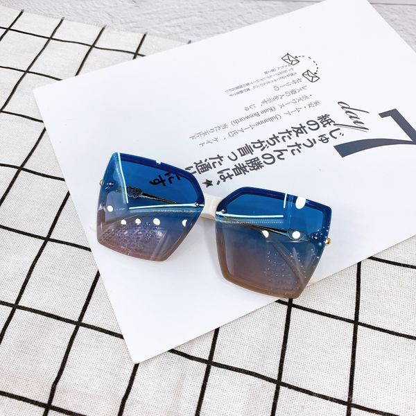children polarized sunglasses fashion kids frameless frame sunglass boys girls anti ultraviolet adumbral glasses c6735, Blue
children polarized sunglasses fashion kids frameless frame sunglass boys girls anti ultraviolet adumbral glasses c6735, Blue