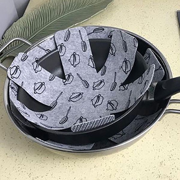 5pcs/lot pot & pan protectors non-stick 38*38cm divider pads to prevent scratching separate and protect surfaces for cookware
5pcs/lot pot & pan protectors non-stick 38*38cm divider pads to prevent scratching separate and protect surfaces for cookware