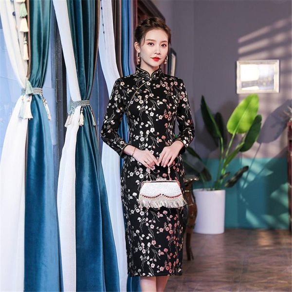 plus velvet cheongsam dress mid-length retro chinese style middle-aged female slim plus size young mothers cheongsam dress, Black;gray
plus velvet cheongsam dress mid-length retro chinese style middle-aged female slim plus size young mothers cheongsam dress, Black;gray