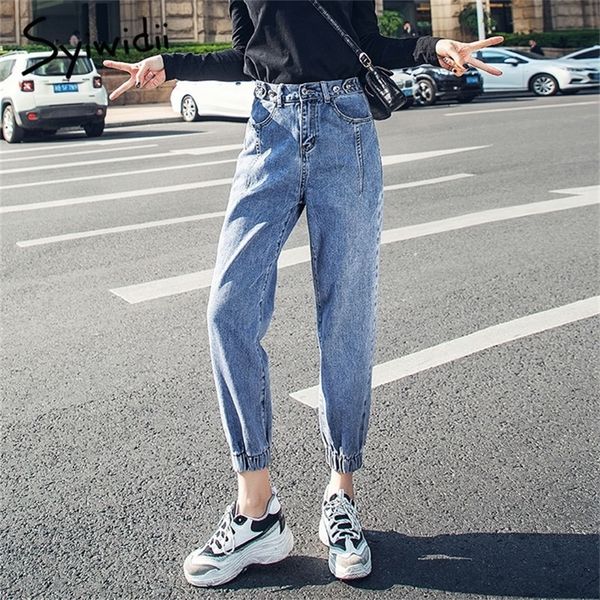 elastic waist plus size 5xl mom jeans woman high waist jeans loose denim pants vintage casual harem pants korean fashion 201223, Blue
elastic waist plus size 5xl mom jeans woman high waist jeans loose denim pants vintage casual harem pants korean fashion 201223, Blue