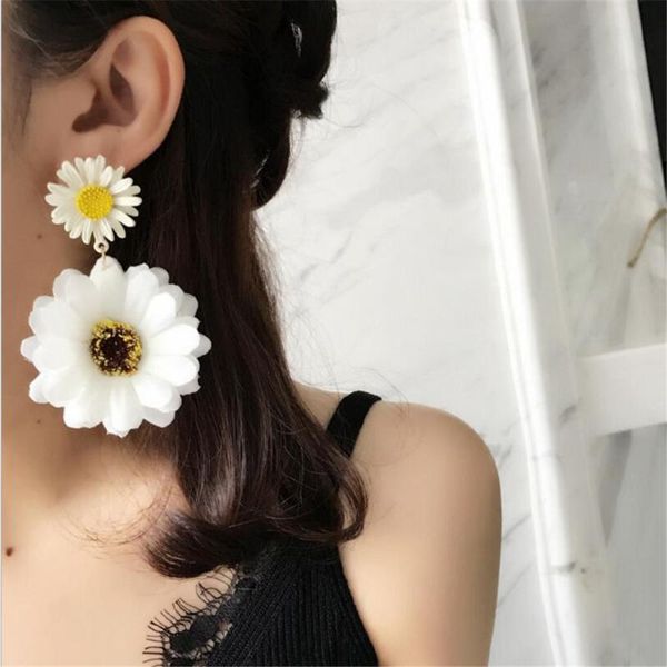 dangle & chandelier mhs.sun 1pair/lot est fashion sunflower baroque earring european style big flower jewelry for women, Silver
dangle & chandelier mhs.sun 1pair/lot est fashion sunflower baroque earring european style big flower jewelry for women, Silver