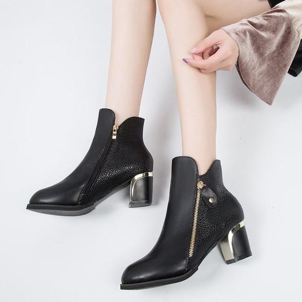 boots 2021 euramerican style ankle woman pointy high-heeled chunky winter big size b051, Black
boots 2021 euramerican style ankle woman pointy high-heeled chunky winter big size b051, Black