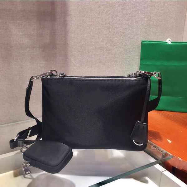 wholesale fashion shoulder bag messenger bag cross body bag men twin set chain purse classic satchel handbag canvas parachute fabric man
wholesale fashion shoulder bag messenger bag cross body bag men twin set chain purse classic satchel handbag canvas parachute fabric man