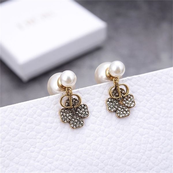 85% off factory clearance new four leaf full diamond letters pearl earrings red same female, Golden
85% off factory clearance new four leaf full diamond letters pearl earrings red same female, Golden