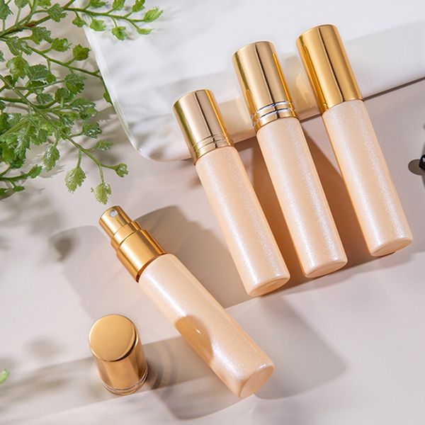 100pcs/lot 10ml empty perfume spray glass bottle & gold pearlised film roller on essential oil bottles
100pcs/lot 10ml empty perfume spray glass bottle & gold pearlised film roller on essential oil bottles