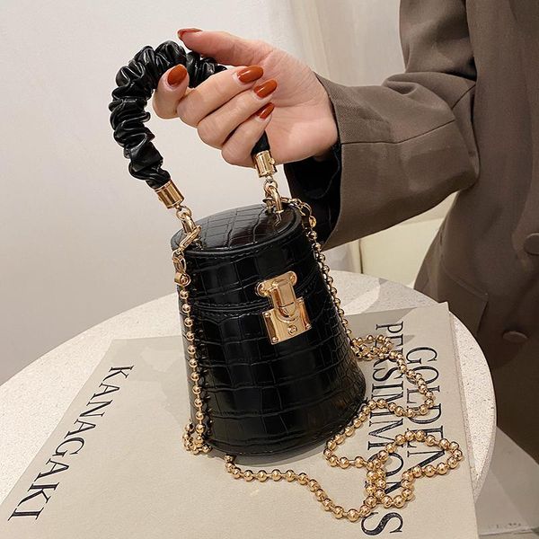 veryme crocodile pattern leather chain tote bags fashion pu crossbody shoulder pack women exquisite handbags tasche damen leder
veryme crocodile pattern leather chain tote bags fashion pu crossbody shoulder pack women exquisite handbags tasche damen leder