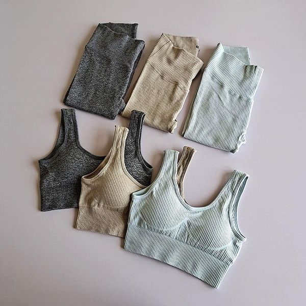 seamless yoga set sportswear sports bra+high waist leggings fitness pants gym running suit exercise clothing athletic sport suit, White;red
seamless yoga set sportswear sports bra+high waist leggings fitness pants gym running suit exercise clothing athletic sport suit, White;red