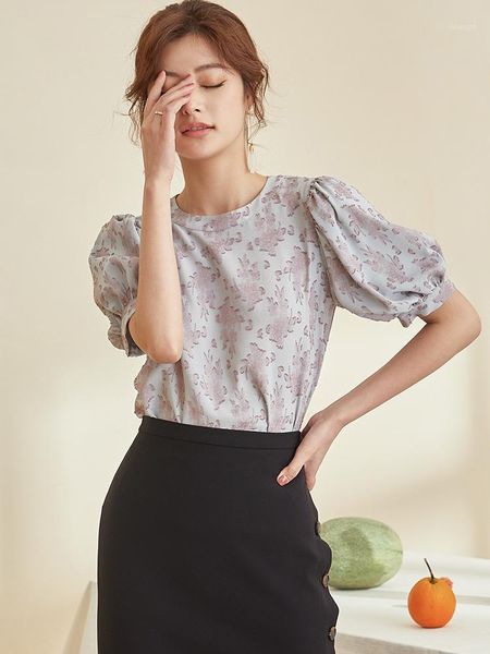 temperament color shirt 2020 summer new retro lantern sleeve shirt printed lady blouse1, White
temperament color shirt 2020 summer new retro lantern sleeve shirt printed lady blouse1, White