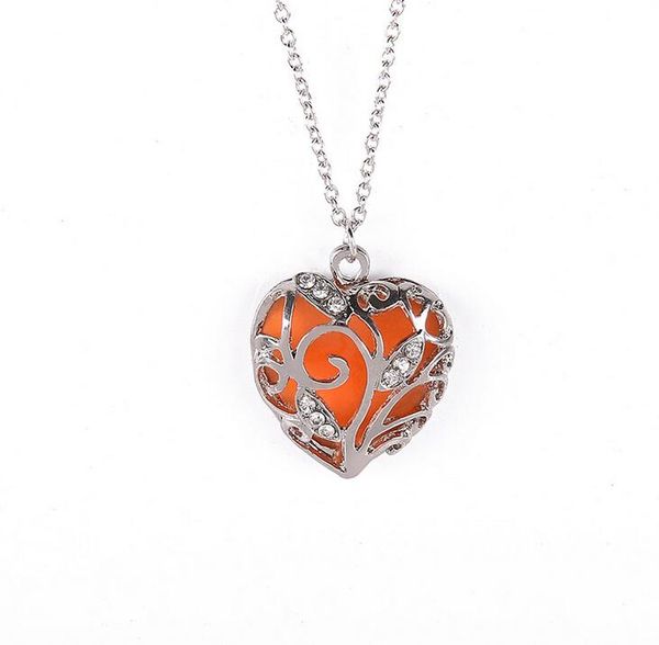 new hollow luminous heart-shaped necklace luminous pendant women dmfn149 (with chain) mix order pendant necklaces, Silver
new hollow luminous heart-shaped necklace luminous pendant women dmfn149 (with chain) mix order pendant necklaces, Silver