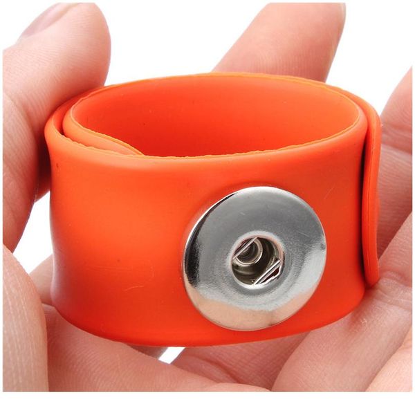 creative circle silica gel snap button bracelet fit 18mm snap bracelet for women children fun gift button jewel bbymcg, Golden;silver
creative circle silica gel snap button bracelet fit 18mm snap bracelet for women children fun gift button jewel bbymcg, Golden;silver