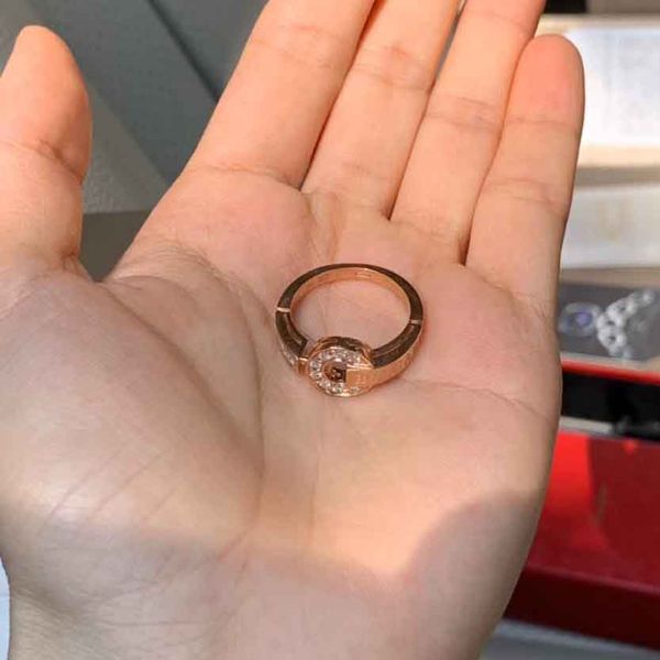 luxurious quality band ring with round shape and diamond in 18k rose gold plated for women wedding jewelry gift ps8854, Silver
luxurious quality band ring with round shape and diamond in 18k rose gold plated for women wedding jewelry gift ps8854, Silver