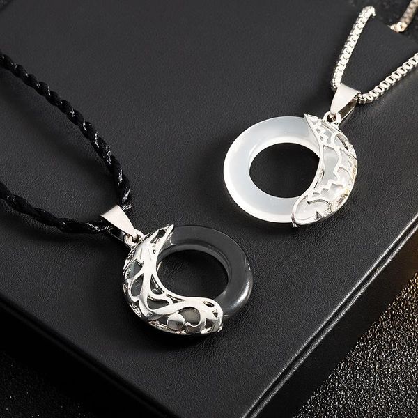 couple necklace creative round pendant retro jewelry antique love commemorative memory gift men and women fashion accessories, Silver
couple necklace creative round pendant retro jewelry antique love commemorative memory gift men and women fashion accessories, Silver