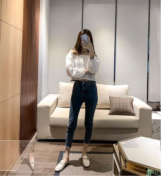 2021 fashion women summer sandals shopping loafers black white womens slides outdoor shoes size 35-42 ing
2021 fashion women summer sandals shopping loafers black white womens slides outdoor shoes size 35-42 ing