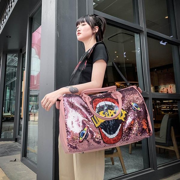 2021 leather for traveling female bags large capacity sequin travel weekend bag letter print big luggage bag fashion fitness
2021 leather for traveling female bags large capacity sequin travel weekend bag letter print big luggage bag fashion fitness