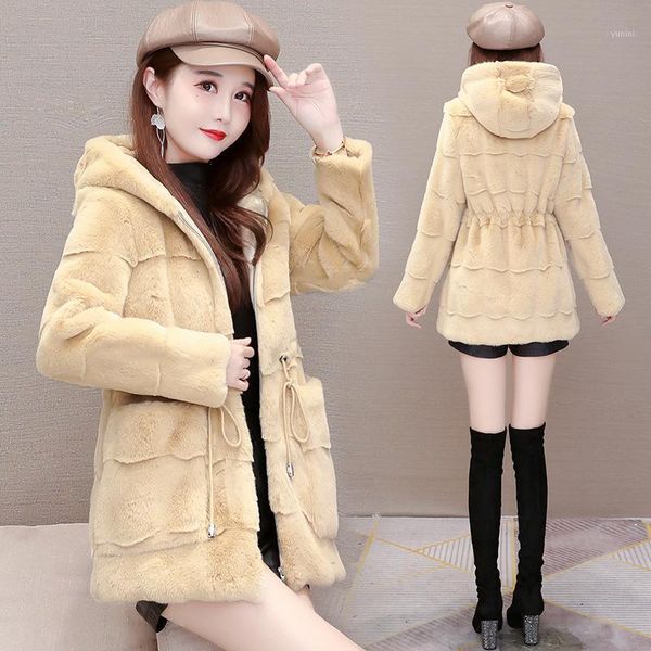 bottle like fur coat for women's middle and long style korean version 2020 winter new style thin and fashionable coat1, Black
bottle like fur coat for women's middle and long style korean version 2020 winter new style thin and fashionable coat1, Black