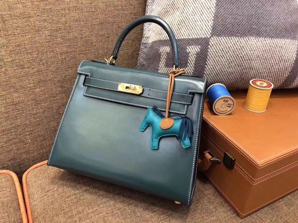 by order only,wholesale blue box leather design purse28cm,fully handmade wax threadgold and silver hardware for chosen,fast delivery
by order only,wholesale blue box leather design purse28cm,fully handmade wax threadgold and silver hardware for chosen,fast delivery