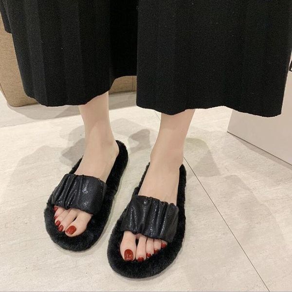 luxury faux suede home women full fur slippers winter warm plush bedroom non-slip couples shoes indoor ladies furry slippers, Black
luxury faux suede home women full fur slippers winter warm plush bedroom non-slip couples shoes indoor ladies furry slippers, Black
