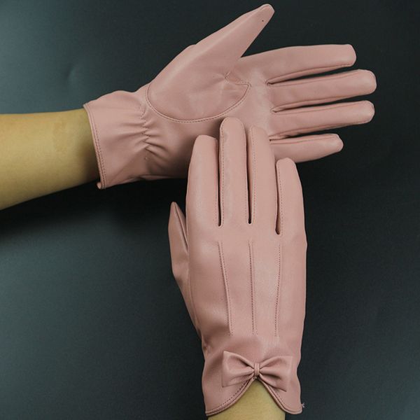 women' touch screen leather bow design autumn and winter thickening plus velvet driving riding warm gloves b7, Blue;gray
women' touch screen leather bow design autumn and winter thickening plus velvet driving riding warm gloves b7, Blue;gray